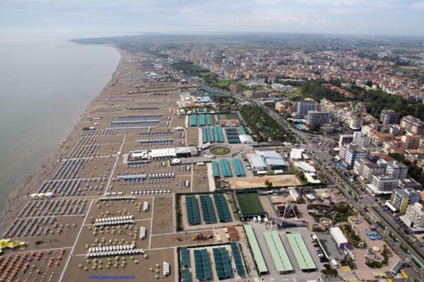 Sottomarina Beach Apartment Bagian luar foto